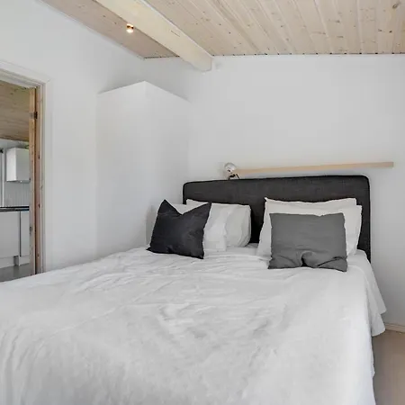 In With Wifi Nyaraló