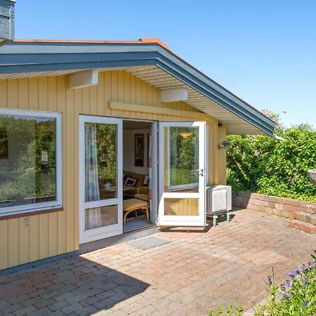 In With Wifi Nyaraló